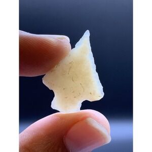 1 1/8 Inch Authentic Ancient Bird‎ Point Arrowhead From Arkansas Quartz